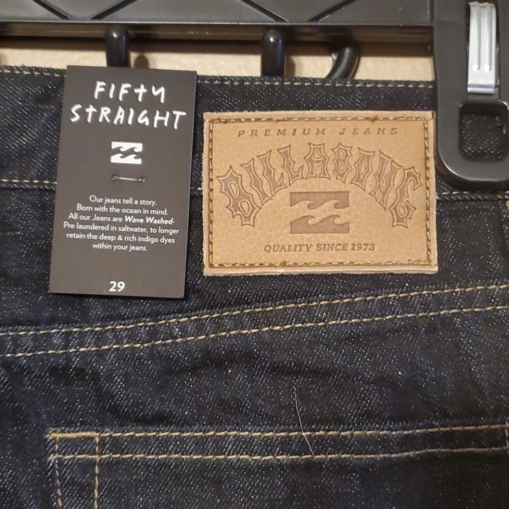 NWT Billabong Straight Jeans - Picture 5 of 7
